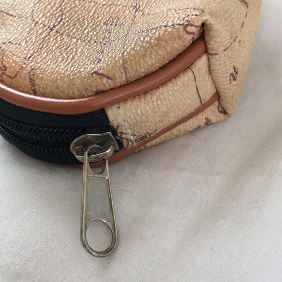 Coin Purse - Picture 4 of 7